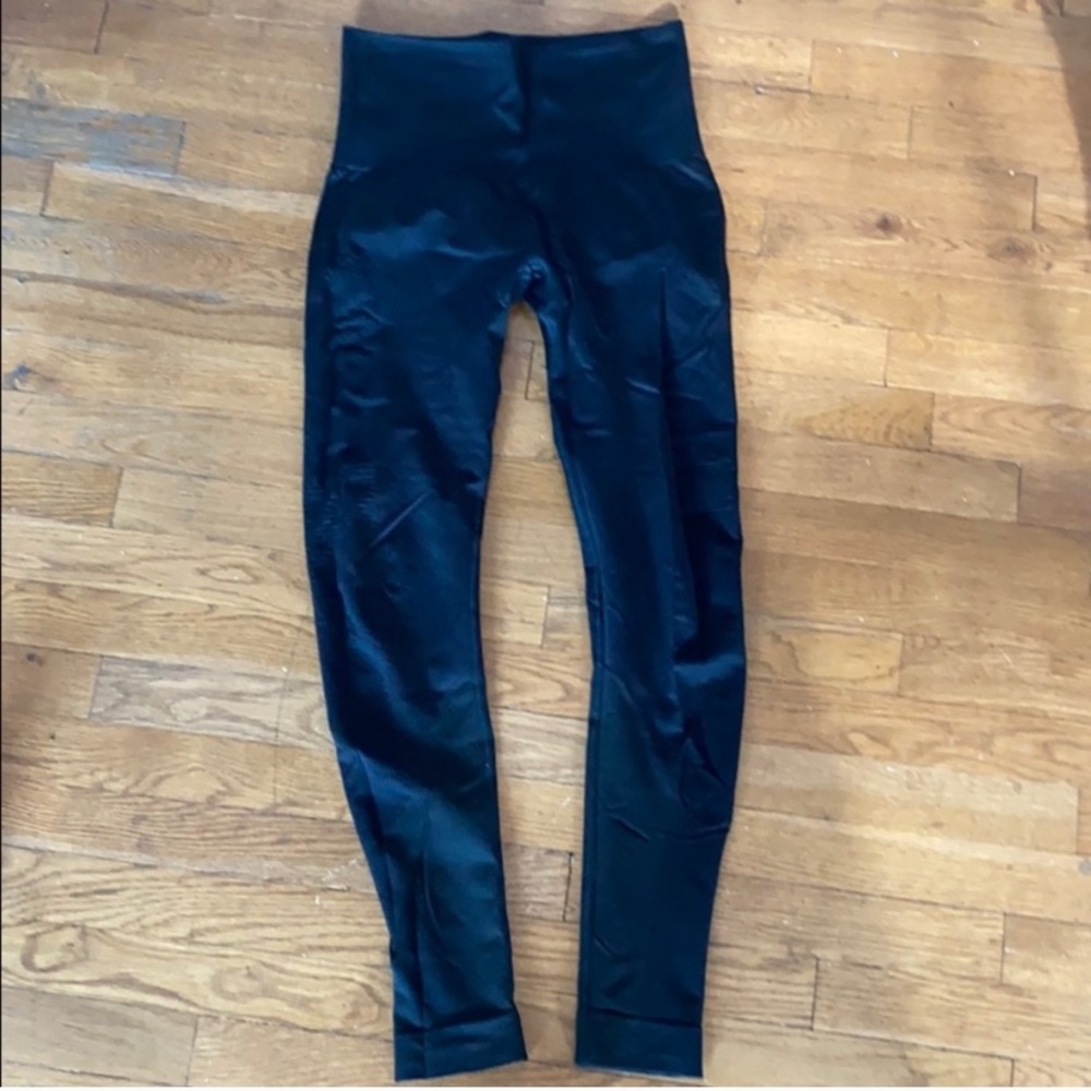 Lndr high rise leggings